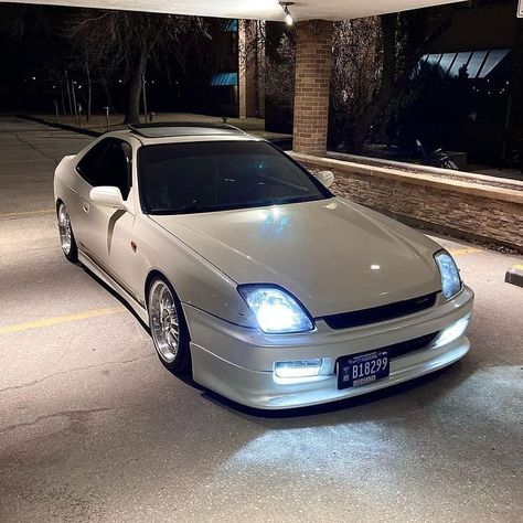 Honda Prelude on Instagram: “@wholovesethan @hondapreludeworld #hondapreludeworld #bb6 #bb6nation #preludenation #prelude #preludepower #hondaprelude #bb6alliance…” Prelude Honda, Honda Prelude 5th, G37 Sedan, 2001 Honda Prelude, Jdm Honda, Stanced Cars, Japanese Domestic Market, Dancing Cat, Honda Prelude