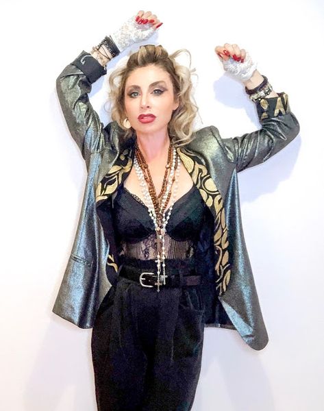 Sparkle and Slippers: DIY 80s Pop Icon Costume Diy Madonna Costume, Madonna 80s Outfit Costumes, Pop Icons Costume, Madonna Costume Diy, 80s Madonna Fashion, 80s Costume Ideas For Women, 80s Costume Women, 80s Movie Costumes, Madonna 80s Outfit