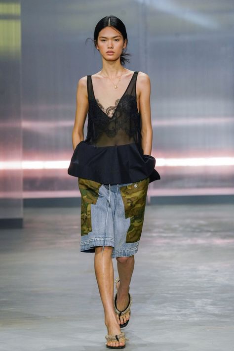 3.1 Phillip Lim Spring 2025 Ready-to-Wear Collection at New York Fashion Week 2025 Spring Fashion Trend, Philip Lim, Show Collection, Clothing Details, Spring Fashion Trends, Outfit Style, Fashion Show Collection, September 2024, 3.1 Phillip Lim