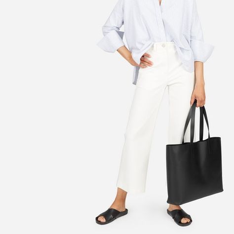 The Day Market Tote - Everlane Weekender Bags, Morning Commute, Structured Bag, Cheap Bags, Night Cap, Market Tote, Woman’s Day, Day Bag, Bags Travel