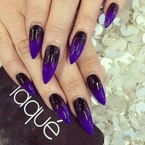 Purple and black ombre nails Ongles Goth, Black And Purple Nails, Purple Manicure, Black Ombre Nails, Purple Ombre Nails, Purple Glitter Nails, Purple Nail Art, Purple Nail Designs, Gothic Nails