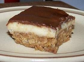 Heavenly Bars aka Scotcheroos on Crack....YUM-O Mississippi Mud Pie, Vegan Chocolate Cake, No Bake Bars, Cookie Bar Recipes, Köstliche Desserts, Gluten Free Cakes, Sweets Treats, Dessert Bars, Treat Recipe