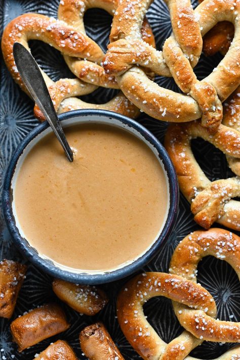 Easy Beer Cheese Dip - Foxes Love Lemons Cheese Dip For Pretzels, Homemade Beer Cheese, Easy Beer Cheese Dip, Dip For Beer Bread, Easy Beer Cheese, Homemade Dips, Beer Cheese Dip, Homemade Beer, Bread Dip