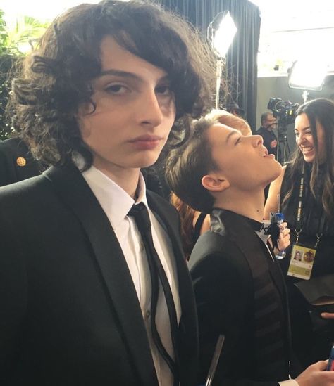 Finn Wolfhard and Noah Schnapp Finn Stranger Things, Cast Stranger Things, Finn Wolfhard, The Perfect Guy, Face Expressions, Future Boyfriend, Funny Faces, Long Island, Celebrity Crush