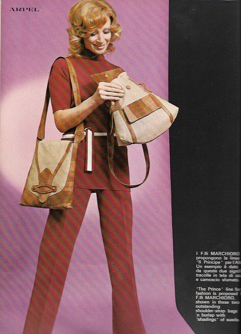 Groovy 70s, Retro Handbags, Tan Bag, Net Bag, Denim Bag, Vintage Pieces, Beauty Accessories, Vintage Bags, Vintage Accessories