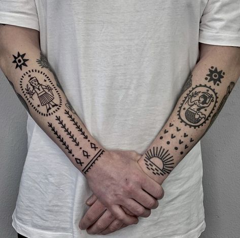 Ancient Art Tattoo, Amsterdam Tattoo, Tattoo Instagram, Tattoos For Lovers, Crazy Outfits, Tattoo Placement, Body Mods, Body Tattoos, Black Tattoos