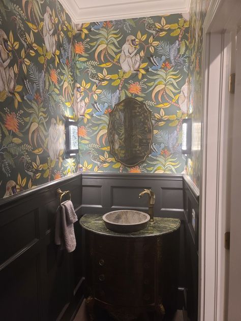 Monkey animal wall paper wainscoting guest bathroom Downstairs Toilet Ideas Quirky, Downstairs Toilet Ideas, Art Deco Bathrooms, Small Downstairs Toilet, Toilet Ideas, Toilet Room Decor, Art Deco Bathroom, Luxury Tile, Deco Bathroom