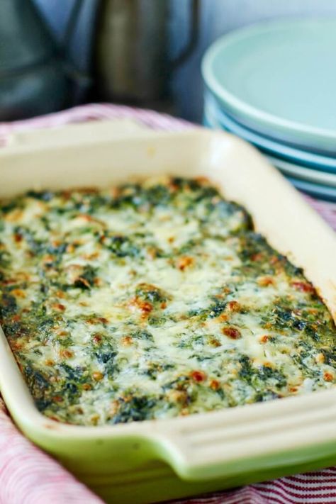 Creamed Spinach Gratin, Creamed Spinach Casserole, Best Creamed Spinach Recipe, Spinach Casserole Recipes, Spinach Side Dish, Spinach Recipes Healthy, Spinach Gratin, Spinach Souffle, Creamed Spinach Recipe