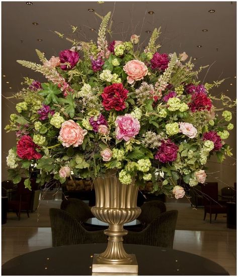 Flowers Buffet Table, Huge Floral Arrangements, Large Flower Arrangements For Home, Church Floral Arrangements, Flower Arrangements For Church, Hotel Flower Arrangements, Alter Flowers, Tall Flower Arrangements, Contemporary Flower Arrangements