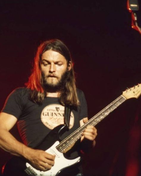 David Gilmour and Roger Waters - French Summer Tour 1974 #pinkfloyd #davidgilmour #rogerwaters #beauty #beautiful #artist #show #art #love… Dave Gilmour, Pink Floyd Songs, David Gilmour Pink Floyd, Pink Floyd Poster, Show Art, Richard Wright, French Summer, Music Pics, Roger Waters