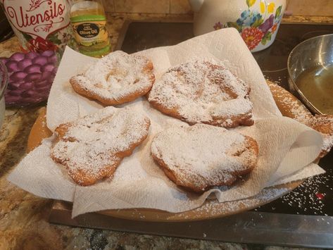 Rhode Island Doughboys – Angie's Open Recipe Box Doughboys Recipe, England Recipes, How To Make Dough, Sugar Sprinkles, Fried Dough, Confectioners Sugar, Bread Dough, Dry Yeast, Recipe Box