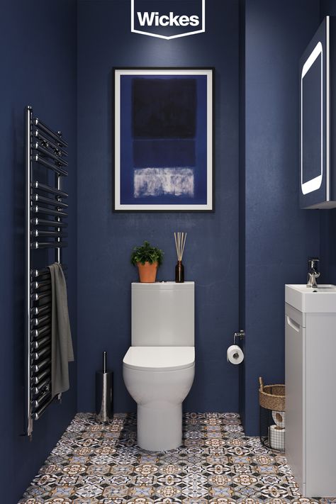 Navy Blue Cloakroom Toilet, Dark Blue Toilet Room, Navy Toilet Room, Navy Blue Small Bathroom, Blue Downstairs Toilet Ideas, Navy Downstairs Toilet, Dark Blue Small Bathroom, Dark Blue Toilet, Blue Toilet Room