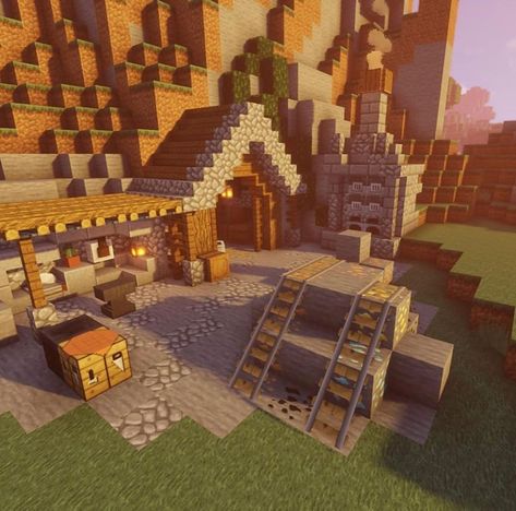 Mineshaft Entrance Minecraft Ideas, Mining Building Minecraft, Minecraft Mine Entrances, Mining Entrance Minecraft, Mine Shaft Entrance Minecraft, Mineshaft Minecraft Ideas, Minecraft Mine Entrance Design, Enchantment Area Minecraft, Minecraft Mining Entrance