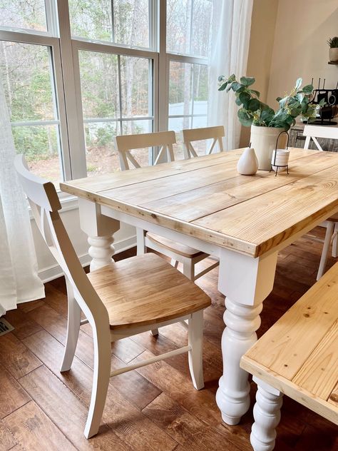 This table set includes a Farmhouse Table with Chunky style Legs, matching bench and 4 chairs. This set is custom made to order. Please Message to order. Please have size, style, and color when ordering. Prices vary based on sizing. We are currently 10-12 weeks out + scheduled delivery or pickup. We will update this time frame accordingly. Please understand, this is a rough expectation and while we always strive to meet and exceed timelines, it isn’t guaranteed. We pride ourselves in completing projects on time and ALWAYS strive to achieve this! If you opt for delivery of your piece, there will be a delivery fee added to your invoice. The Delivery fee is based on milage and varies based on where you are located. We do have local pickups for local clients. One week advanced for scheduled pi Rectangle Kitchen Table And Chairs, Kitchen Table Rustic Farmhouse, Classic Kitchen Table And Chairs, Redone Table And Chairs, Homeschool Table And Chairs, Boho Kitchen Table And Chairs, Long Narrow Dining Room Ideas, Kitchen Table And Chairs Makeover, Upcycled Table And Chairs