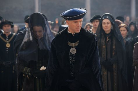 The Capulets mourning.  #RomeoandJuliet #Starcrossed #DamianLewis Lord Capulet, Romeo And Juliet 2013, Lady Capulet, Romeo Montague, Natascha Mcelhone, Juliet Movie, Sarah Mclachlan, Damian Lewis, Bad Blood