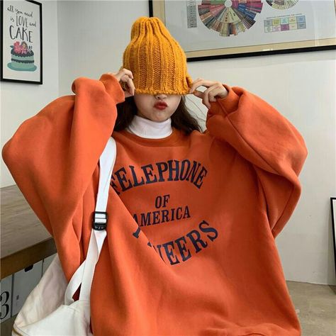 Looks Pinterest, Outfit Korean, Orange Outfit, Classy Photography, Minimal Aesthetic, Korean Girl Fashion, Hoodie Outfit, Other Outfits, Colourful Outfits