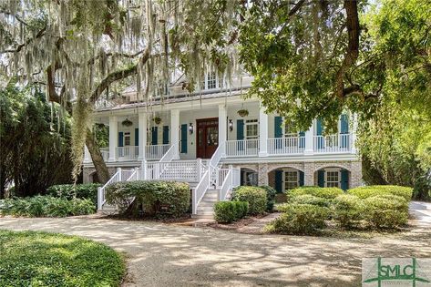 1108 Wilmington Island Rd, Savannah, GA 31410 | MLS #274737 | Zillow Zillow Homes For Sale, Savannah Homes, New Orleans Style Homes, Louisiana House, Savannah Houses, Im Coming Home, Brick Fence, House On Stilts, Country Interior