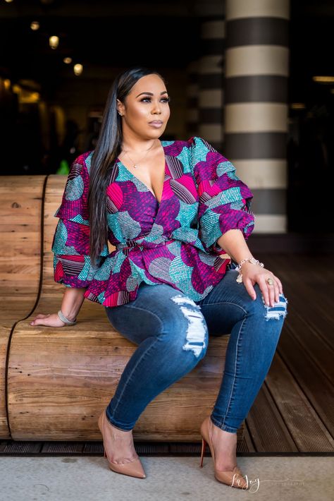 Plus Size Ankara Blouse, Ankara Wrap Top Styles, Ankara Wrap Top, Ankara Blouse, Ankara Styles For Women, Sassy Chic, Ankara Tops, African Print Tops, Ankara Gowns