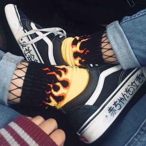 Egirl Outfits Tiktok, Flame Socks, Socks Aesthetic, Pastel Goth Outfits, Goth Outfit, Egirl Outfits, Tokyo Street Fashion, Stylish Socks, Aesthetic Shoes