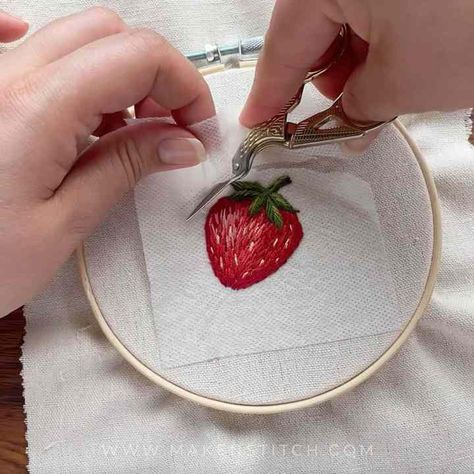 It's strawberry season! Let's bring the summer in and embroider together a cute little strawberry using only straight stitches. How To Embroider Letters, Embroidery Purse, Embroidery Hoop Art Diy, Strawberry Season, Crewel Embroidery Kits, Diy Embroidery Patterns, Hand Embroidery Projects, Creative Embroidery, Cute Embroidery