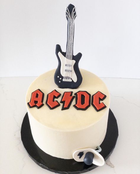 Dc Cake, Rock And Roll Birthday, Dance Cakes, Rock Cake, Birthday Cakes For Women, Cake Inspo, First Birthday Cake, Cakes For Women, Just Cakes