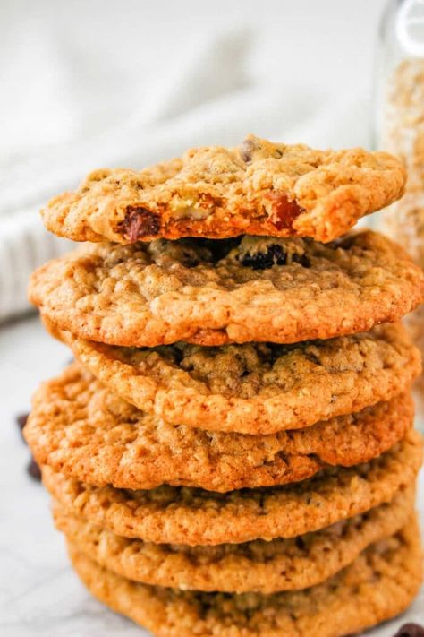 Steel Cut Oats Cookies - Recipe with Steel Cut Oats not Oatmeal Steel Cut Oats Cookies, Steal Cut Oats Recipes, Steel Cut Oatmeal Cookies, Oats Cookies Recipe, Steel Cut Oatmeal Recipes, Recipe With Chocolate Chips, Oats Cookies, Easy Microwave Recipes, Oat Cookie Recipe