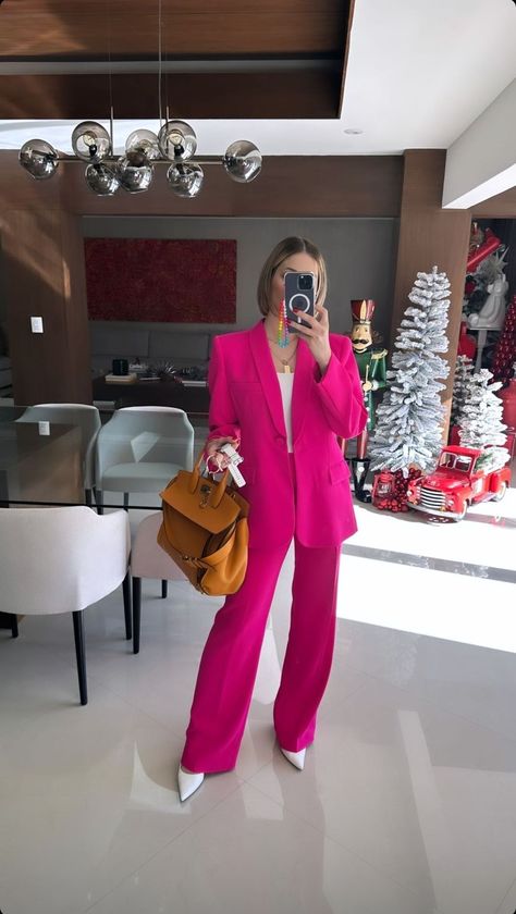 Zara Suits, Kylie Jenner Look, Business Attire Women, Work Chic, Casual Chic Outfit, Complete Outfits, Pink Outfits, Formal Outfit, Hijab Outfit