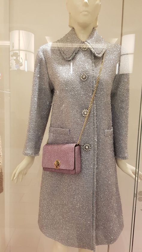 Kate Spade Outfits, Kate Spade Aesthetic, Kate Spade Clothes, Kate Spade Coat, Modest Evening Dress, Parisian Chic Style, Twin Outfits, Outfit Layout, Classy Dress Outfits