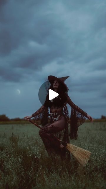 Propelthemoon on Instagram: "My favourite time of year 🖤

Thank you all again for the love on this series! I appreciate all the kind words so much! 🥰✨
.
.
.

Model @thewaterwitch 🖤
Outfit and broom rental from @moonstonedmuses ✨
Wig from @wigritual11 🍂
Belt by @medusasdesigns 🌙
Pants from @blackmilkclothing 🖤
Broom from @broom.co 🧙‍♀️
.
.
.
Hi! My name is ileah (eye- Leah) I’m a fantasy photographer from Kitimat BC Canada!✨🇨🇦
I love all things fairy tale, and Harry Potter! 
.
.
.
#fantasy #fantasy_portrature #photography  #fantasyphotography #fantasyphotoshoot #fantasyphoto #fantasyphotographer #halloweenmakeup #witchyvibes #witchaesthetic #fall #witch #autumn #spookyseason #fallphotoshoot #spookyphotography 
Witchy
Fantasy photoshoot
Witch
Magic 
Fantasy" Witch Autumn, Fantasy Photoshoot, Fall Witch, W.i.t.c.h Aesthetic, Witch Magic, Fantasy Photography, Black Milk Clothing, Fall Photoshoot, Witchy Vibes