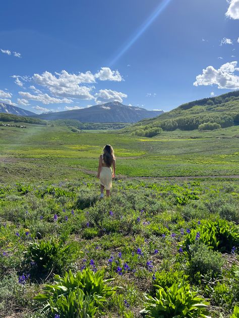 Estes Park Colorado Summer, Colorado Girl Aesthetic, Boulder Aesthetic, Wildflowers Colorado, Denver Colorado Aesthetic, Denver Aesthetic, Colorado In Summer, Vail Colorado Summer, Colorado Aesthetic