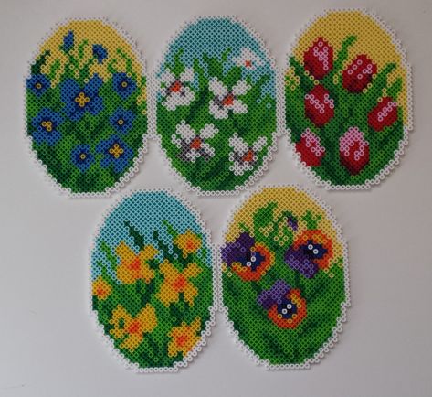 Perler Beads Ideas, Melt Beads Patterns, Easy Perler Bead Patterns, Melty Bead Patterns, Pearl Beads Pattern, Easy Perler Beads Ideas, Fuse Bead Patterns, Hama Beads Design, Perler Bead Templates