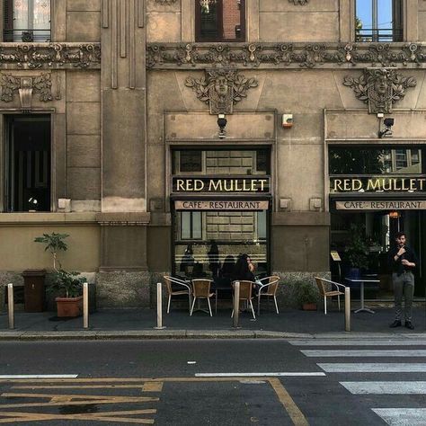 brown aesthetic street coffee light korean soft minimalistic kawaii cute g e o r g i a n a : a e s t h e t i c s Desain Signage, City Street, Brown Aesthetic, City Aesthetic, Montmartre, Cafe Restaurant, Pretty Places, Didi, Aesthetic Photo