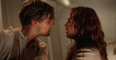 TITANIC-ROSE GOT GET HELP FOR JACK WHO IS HANDCUFFED/ LEONARDO DICAPRIO KATE WINSLET Titanic Kate Winslet, Titanic Photos, Titanic 1997, Leo And Kate, Beau Film, Jack Rose, Jack Dawson, Young Leonardo Dicaprio, Titanic Movie