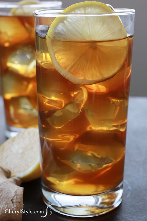 Refreshing honey ginger iced tea with lemon Ginger Iced Tea Recipe, Lemon Ginger Tea Benefits, Lemon Tea Benefits, Ginger Juice Benefits, Ginger Iced Tea, Honey Lemon Tea, Ginger Lemon Tea, Ginger Tea Benefits, Tea With Lemon