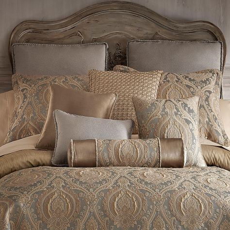 Gold Comforter Set, Tuscan Bedroom, Green Comforter Sets, Gold Comforter, Comforters Sets, Luxury Comforter Sets, Luxury Bedspreads, Bedroom Comforter Sets, Rose Tree