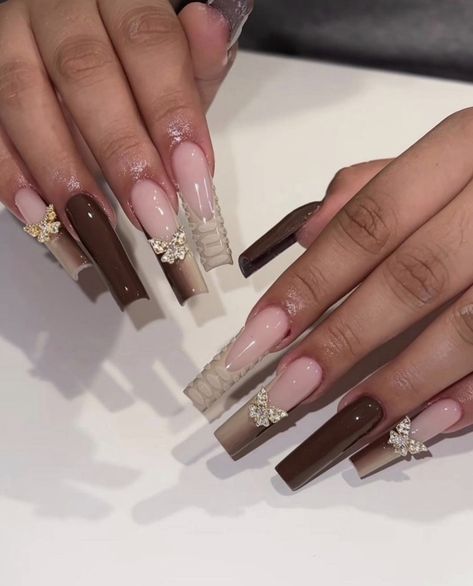 Brown Bday Nails, Long Brown Square Acrylic Nails, Fall Nail Sets Long, Brown Prom Nails Acrylic, Brown Xl Nails, Brown Freestyle Nails, Brown Acrylic Nails With Rhinestones, Brown Birthday Nails, Brown Long Nails