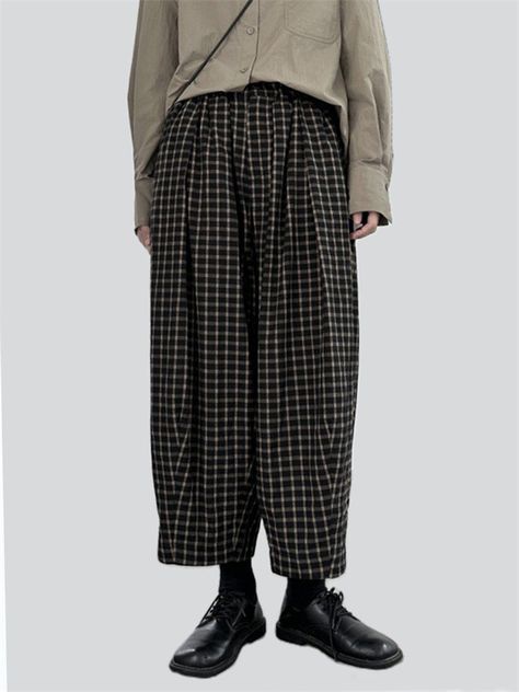 Description Product ID: BT2051442 Material: Cotton, Acrylic Pattern: Plaid Season: Spring, Autumn Style: Fashion, Vintage Occasion: Travel, Shopping, Campus Package included 1 * Pants Size Chart (Asian Size) Please allow 1-3 cm measured error. Size Length Waist Hip One Size 88cm | 34.6 in 64cm - 94cm | 25.2'' - 37.0 in 120cm | 47.2 in Pants That Look Like Skirts, Cool Pants, Checkered Pants, Plaid Trousers, Checked Trousers, Travel Shopping, Wardrobe Outfits, Autumn Style, Really Cute Outfits