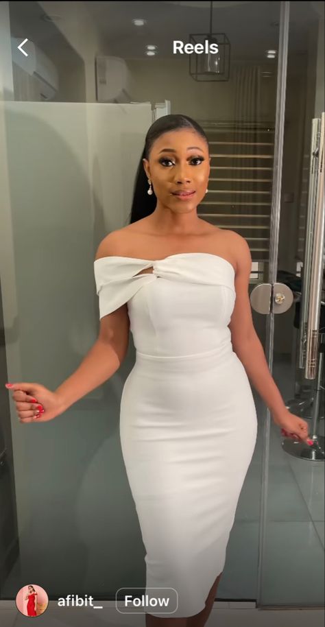 Dresses For Graduation University, Uwi Graduation, Graduation Dress Ideas University, Graduation Dresses University, White Graduation Dress College Classy, University Graduation Outfit Dresses, White Graduation Dress College, University Graduation Dresses, Graduation Dress Designs