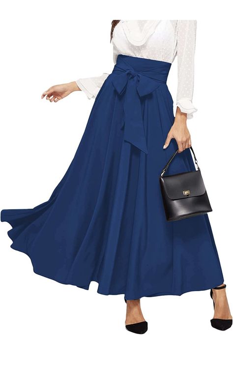 Fun and interesting flowy full skirt Summer Weather Outfits, Pleated Maxi Skirts, Professional Fits, Moda Shein, Dress For Church, Hijab Shop, Style For Autumn, Granola Style, Guys In Skirts