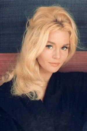 Tuesday Weld #style #styleicon #iconic #icon #classic Tuesday Weld, Classic Actresses, Actrices Hollywood, Famous Faces, Classic Beauty, Hollywood Glamour, Vintage Beauty, Hollywood Stars, Classic Hollywood