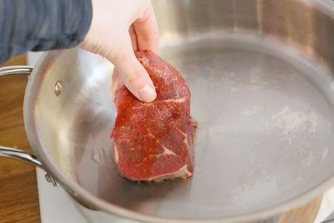 How To Cook Shoulder Steak In The Oven | LIVESTRONG.COM Best Filet Mignon Recipe, Perfect Filet Mignon, Broiled Steak, Skillet Steak, Beef Tenderloin Recipes, Filet Mignon Recipes, Tenderloin Steak, Beef Filet, Electric Skillet