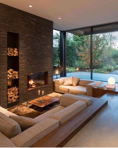 15.3k Likes, 344 Comments - Ashley Stark Kenner (@ashleytstark) on Instagram: “Hope everyone has a cozy Saturday at home. Love the built in seating. Retro but modern. By Marmol…” Sunken Living Room, Built In Seating, Home Design Decor, A Living Room, Lounge Room, Modern Interior Design, Living Room Sofa, Modern Luxury, Home Interior