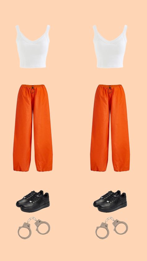 Prisoners halloween costume idea, shuffles, octuber, halloween costume Prisoners Halloween Costume, Casual Halloween Outfits Costumes, Convict Costume, Halloween Prisoner Costume, Casual Halloween Outfits, Duo Dress, Prisoner Costume, Halloween Duos, School Costume