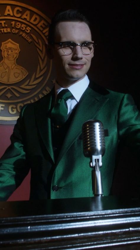 Ed Nygma (The Riddler) HQs wallpaper / screen lock Ed Nygma Wallpaper, Edward Nygma Wallpaper, The Riddler Wallpaper, Riddler Wallpaper, The Riddler Gotham, Ed Nygma Gotham, Gotham Riddler, Ed Nygma, Edward Nygma Gotham