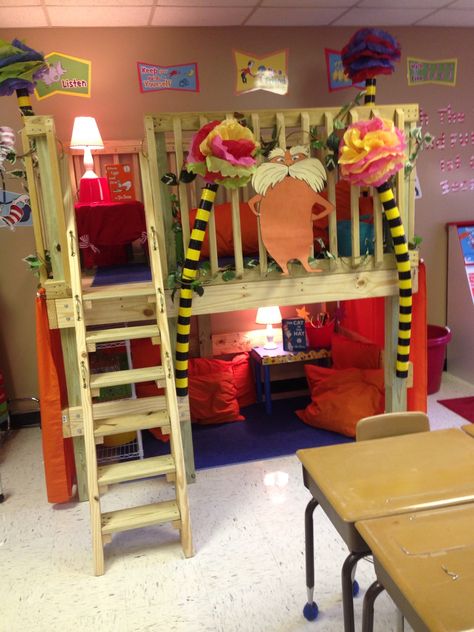 Lorax reading loft Reading Loft Classroom, Classroom Loft Ideas, Classroom Loft, Preschool Reading Area, Kids Shed, Class Layout, Teacher Barbie, Reading Nook Classroom, Decorating Classroom