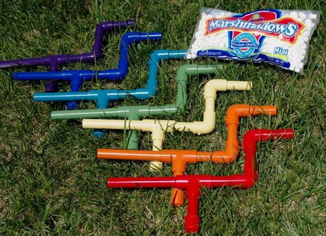 Marshmallow Shooters - Happiness is Homemade Gifts For Cousins, Girls Stocking Stuffers, Christmas Gifts For Cousins, Stocking Stuffers Ideas, Marshmallow Shooter, Backyard Games Kids, Diy Christmas Gifts For Kids, Ideas To Sell, Diy Yard Games