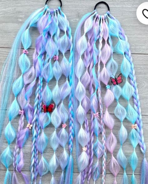 Festival Hair Braids, Hair Y2k, Rave Braids, Braids Ombre, Rave Hair, Kanekalon Hairstyles, Hair Tinsel, Ombre Hair Extensions, Blonde Hair Shades