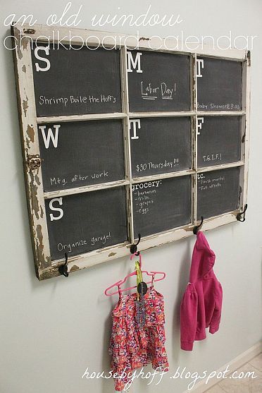 DIY::Old Window to Farmhouse Styled Chalkboard Calendar ! Perfect For Fall & Holidays !   Visit & Like our Facebook page! https://www.facebook.com/pages/Rustic-Farmhouse-Decor/636679889706127 Chalkboard Window, Chalkboard Calendar, Window Crafts, Window Projects, Old Windows, Chalkboard Paint, Window Frames, Window Frame, My New Room