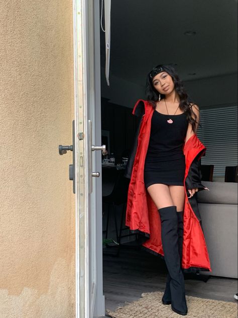 Itachi Halloween Costume, Akatsuki Halloween Costume, Itachi Outfit, Naruto Costume Female, Akatsuki Costume, Naruto Halloween Costumes, Naruto Halloween, Naruto Costume, Akatsuki Itachi