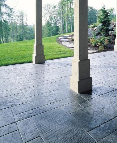 Ashler Slate Stamped Concrete Patio, Ashler Slate Stamped Concrete, Slate Stamped Concrete, Entrance Tiles, Stamped Concrete Patio Designs, Walkway Designs, Stamped Concrete Walkway, Front Yard Walkway, Yard Walkway